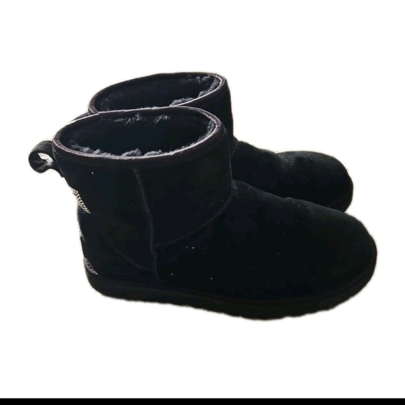 Ugg Womens Black Classic Short Swarovski Crystal Bow Boot 8 - Picture 2 of 11
